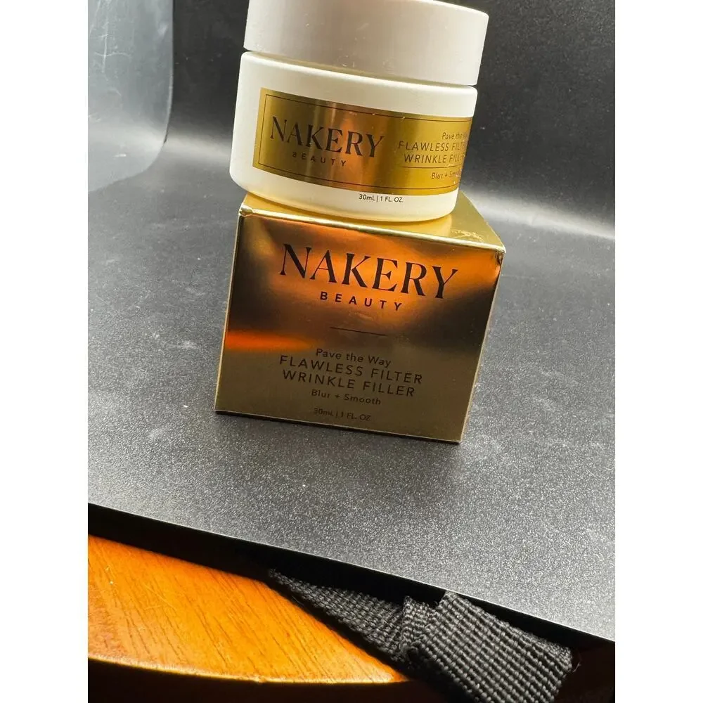 NWT NAKERY Beauty Flawless Filter Wrinkle Filler Blur & Smooth 1 oz